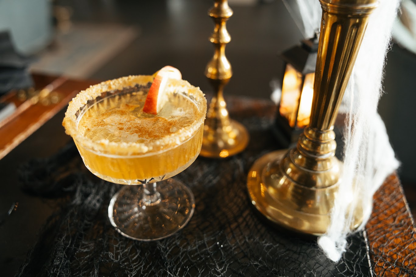 cinnamon apple cocktail at halloween party